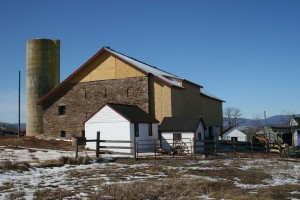 Structural Insulated Panels Installed to Create Insulated Enclosure